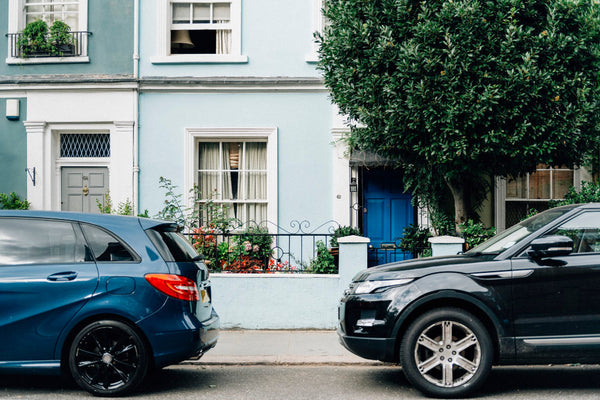 Why Some UK Drivers Are Choosing Older Cars Over Newer Ones