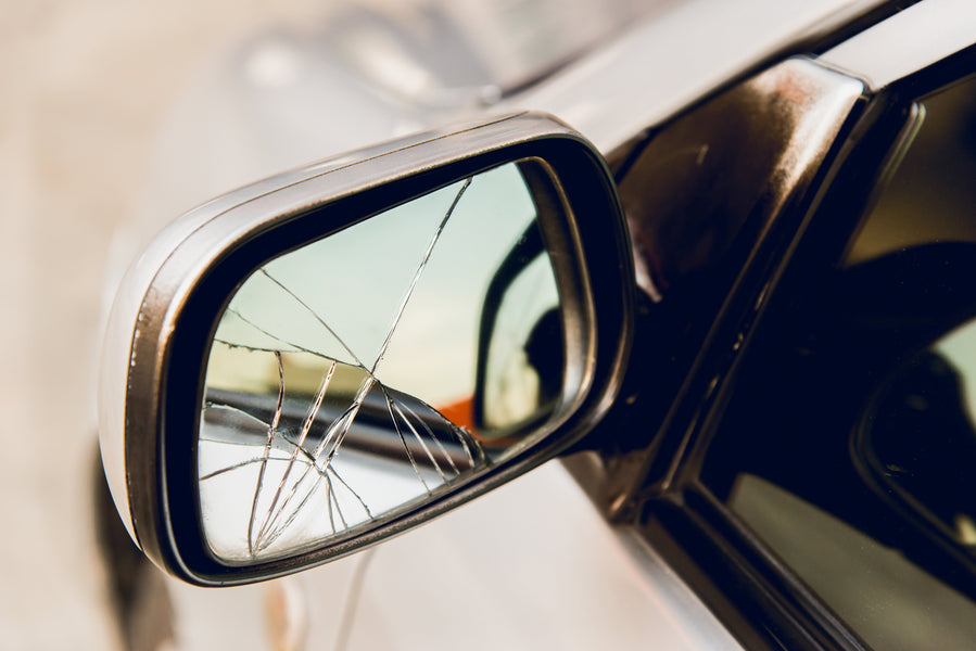 How to Tell When It’s Time to Replace Your Wing Mirrors (and How to Do It Yourself)