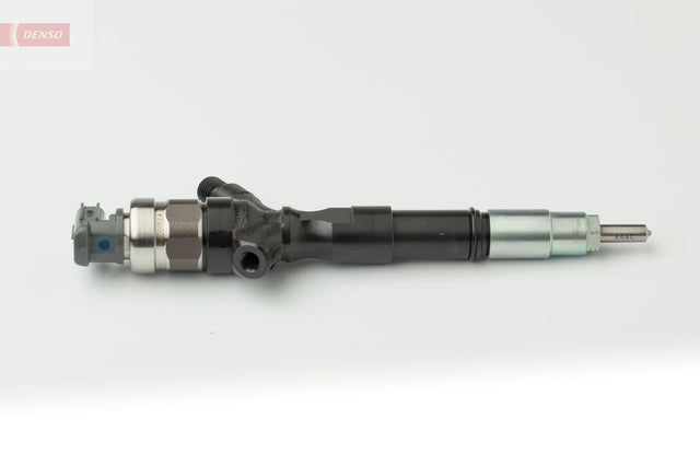 Denso Fuel Injector Nozzle DCRI105880 - image 3