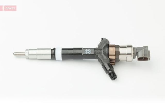 Denso Fuel Injector Nozzle DCRI100940 - image 2
