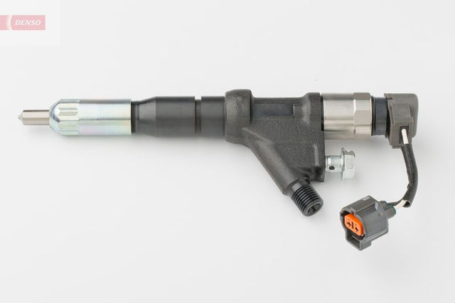 Denso Fuel Injector Nozzle DCRI105220 - image 2