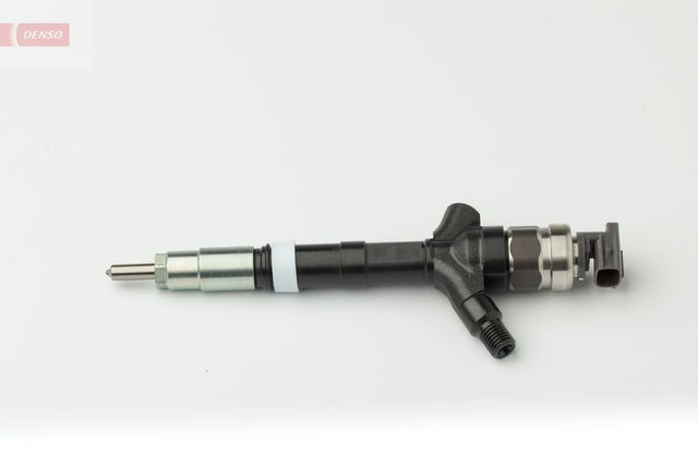 Denso Fuel Injector Nozzle DCRI106200 - image 2