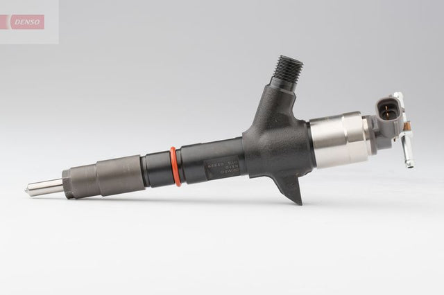 Denso Fuel Injector Nozzle DCRI108310 - image 2
