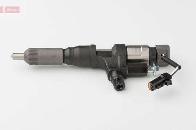 Denso Fuel Injector Nozzle DCRI301170 - image 2