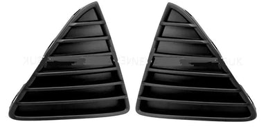 Fits Ford Focus 2011- Front Bumper Corner Grille Triangle Pair Left & Right - tradevehicleparts.co.uk