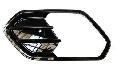 Fits Ford Kuga 2016- Front Bumper Fog Grille With Fog Hole Gloss Black Passenger Side - tradevehicleparts.co.uk
