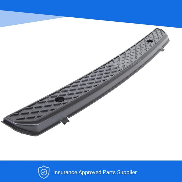 Fits Mercedes Sprinter 2006-2013 Front Bumper Step / Grille Lower Centre  - image 9