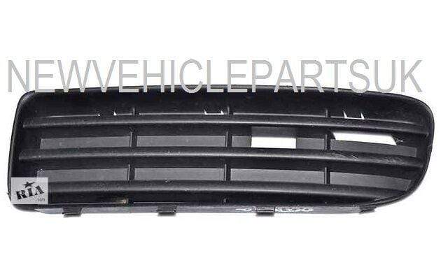 Skoda Octavia 2000-2004 Front Bumper Fog Grille Passenger Side Not Vrs Or Turbo