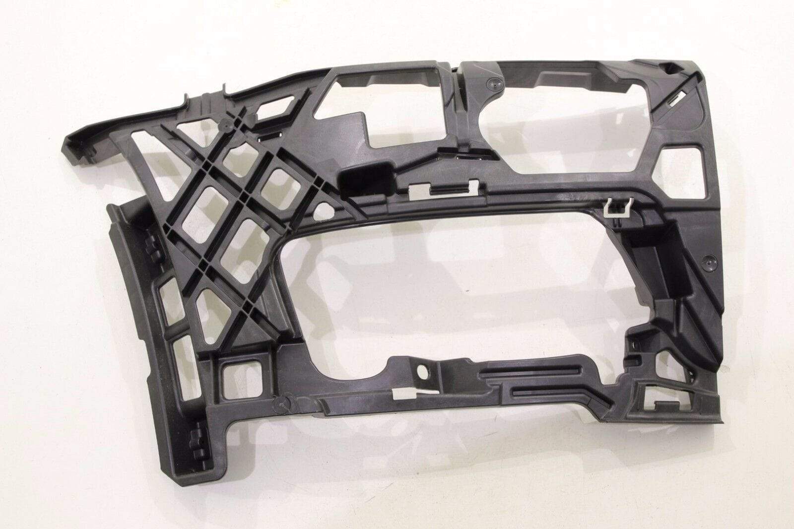 VW Golf Mk7 2013- Front Bumper Bracket Passenger Side