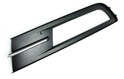 Fits VW Passat 2015- Front Bumper Fog Grille Black With Fog Hole Chrome Moulding Passenger Side - tradevehicleparts.co.uk